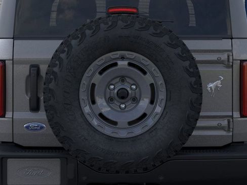 New 2025 Ford Bronco Badlands image 24