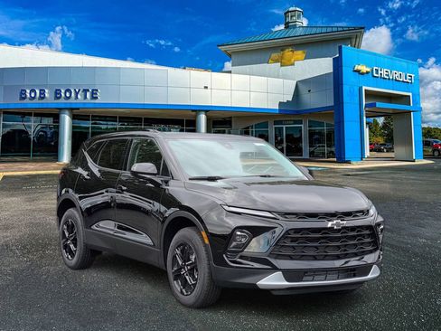 New 2026 Chevrolet Blazer LT w/ Convenience Package image 9