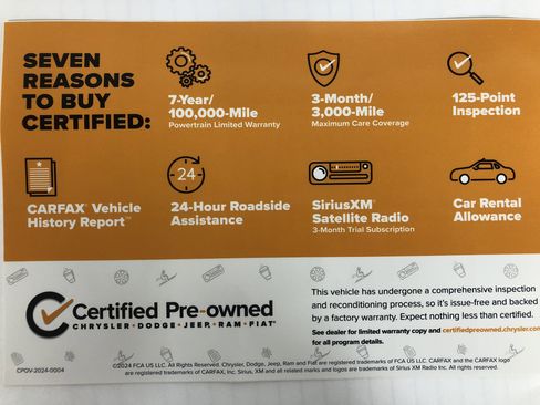 Used 2024 Chrysler Pacifica Pinnacle w/ Trailer Tow Group image 3