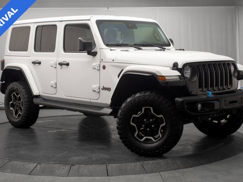 Used 2024 Jeep Wrangler Unlimited Rubicon image 2