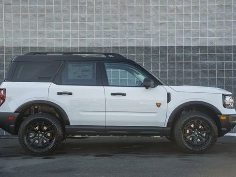New 2026 Ford Bronco Sport Badlands w/ Sasquatch Badlands Package AWD/4WD image 4
