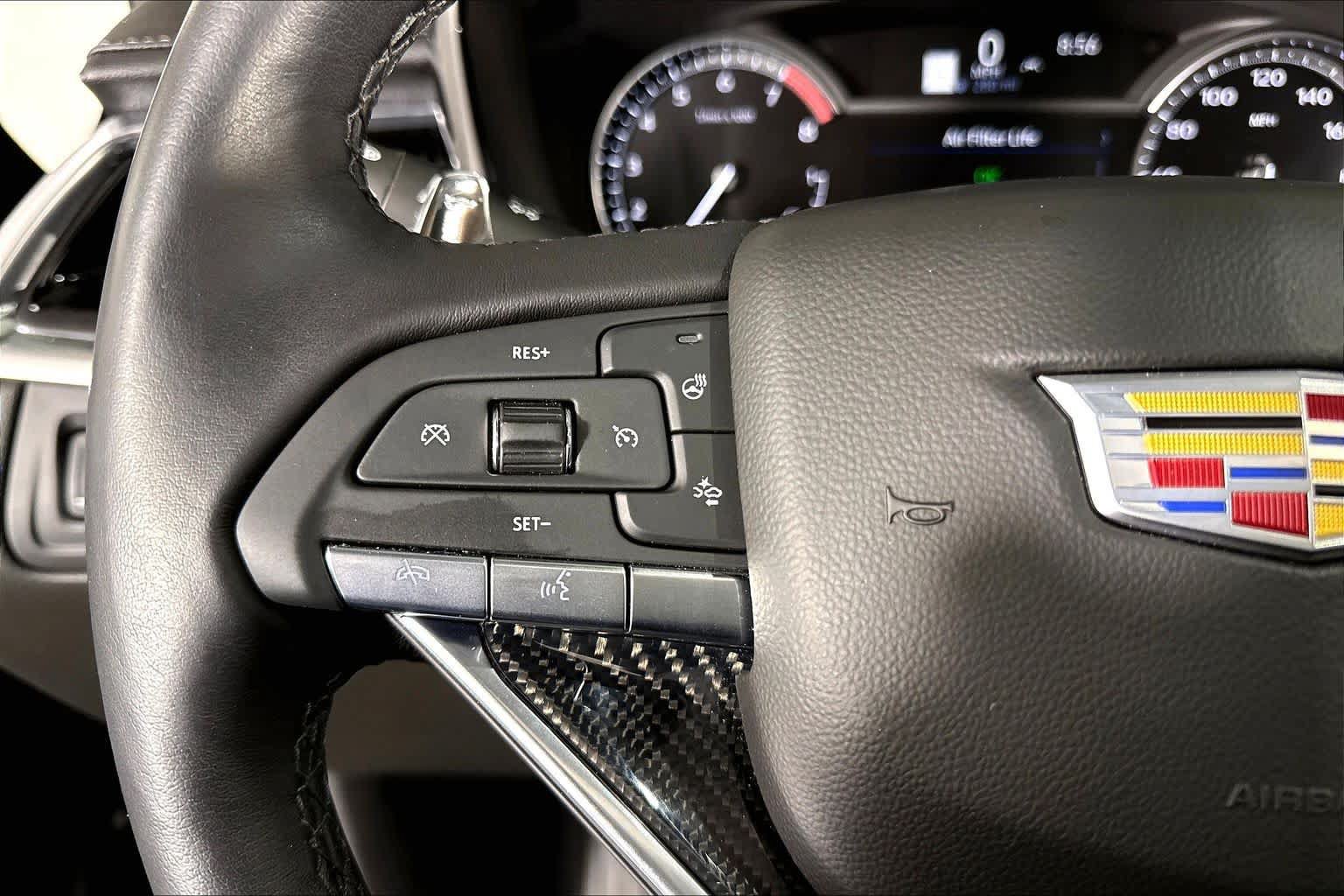 Used 2025 Cadillac XT6 Sport AWD/4WD image 23
