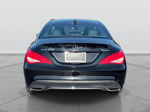 Used 2018 Mercedes-Benz CLA 250 4MATIC image 4