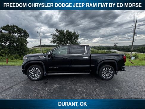 Used 2023 GMC Sierra 1500 Denali w/ Denali Reserve Package AWD/4WD image 22
