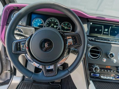 Used 2024 Rolls-Royce Cullinan Black Badge AWD/4WD image 73