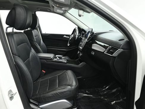 Used 2018 Mercedes-Benz GLS 550 4MATIC w/ Driver Assistance Package image 21