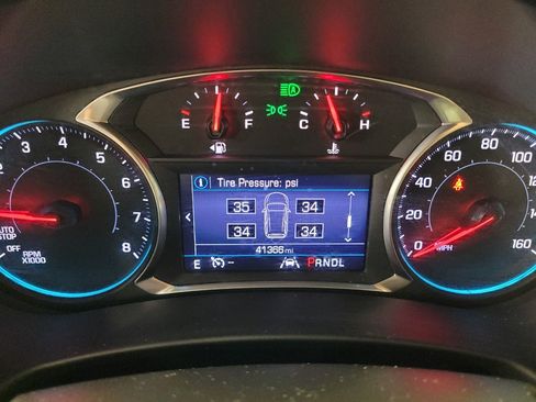 Used 2020 Chevrolet Equinox LT FWD image 23