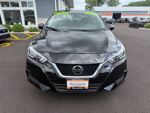 Used 2021 Nissan Versa SV FWD image 8