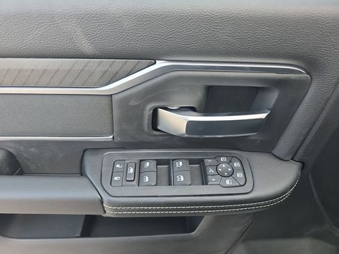 New 2026 RAM 2500 Big Horn AWD/4WD image 10