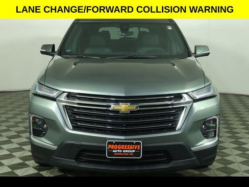 Used 2023 Chevrolet Traverse LT w/ LT Premium Package image 15