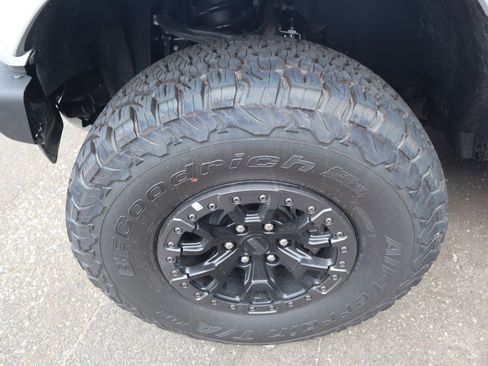 New 2025 Ford Bronco Raptor image 11