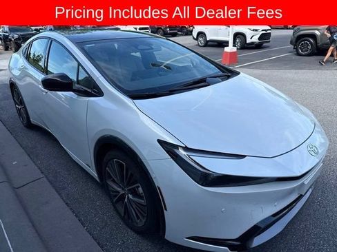 Used 2024 Toyota Prius Limited w/ Limited Premium Package AWD/4WD image 9