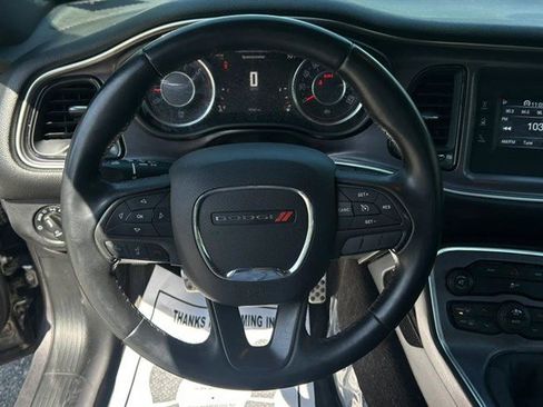 Used 2015 Dodge Challenger R/T w/ Quick Order Package 22B R/T RWD image 11