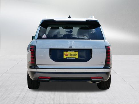 Certified 2026 Hyundai Palisade Limited AWD/4WD image 6