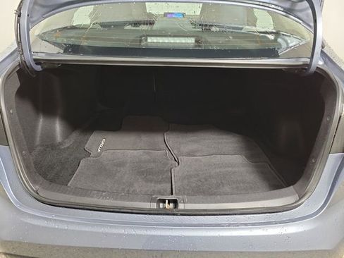 Used 2025 Toyota Corolla LE image 10