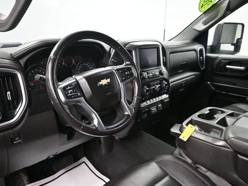 Used 2022 Chevrolet Silverado 2500 LTZ AWD/4WD image 13