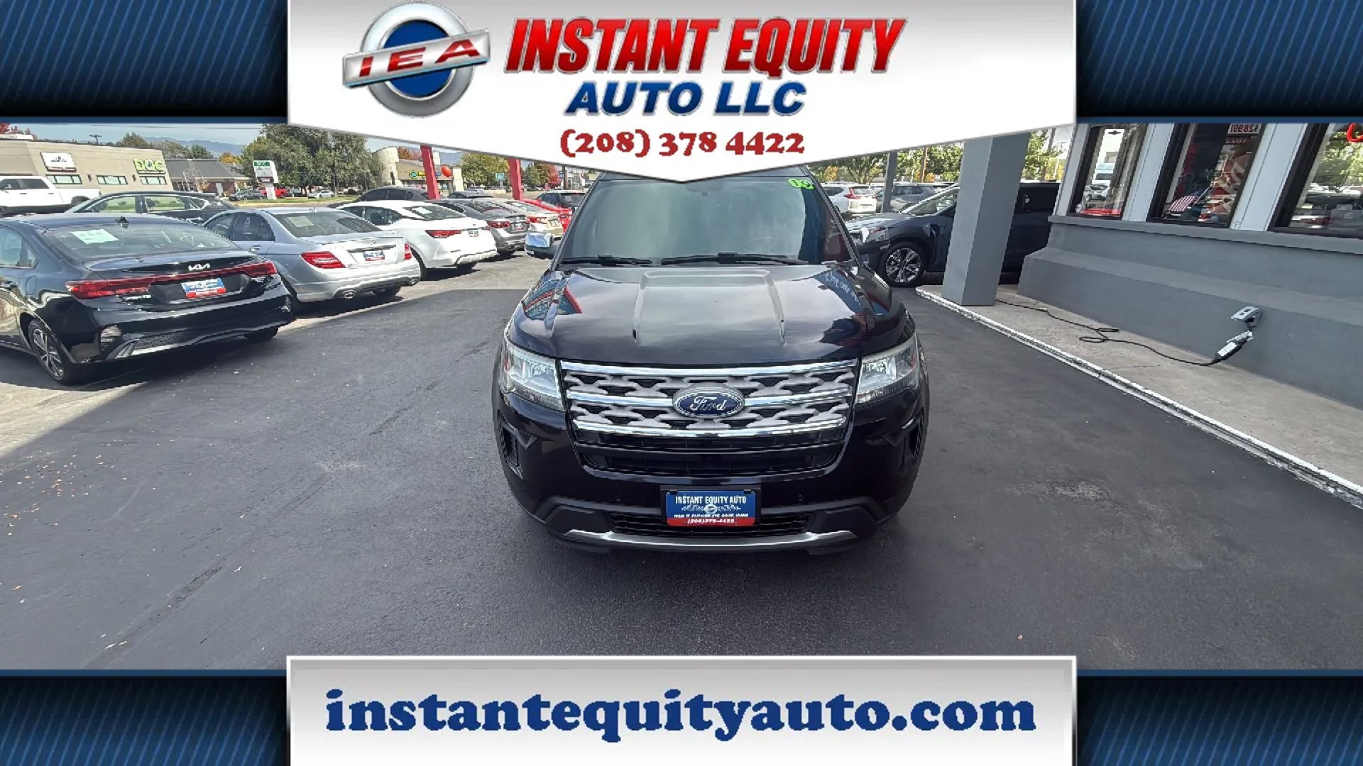 Used 2019 Ford Explorer XLT w/ Equipment Group 202A AWD/4WD image 16