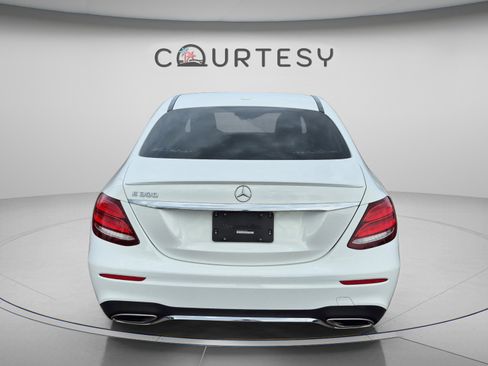 Used 2019 Mercedes-Benz E 300 image 6