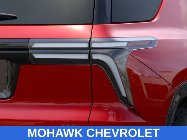 New 2027 Chevrolet Traverse RS w/ LPO, Floor Liner Package AWD/4WD image 11