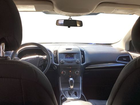 Used 2015 Ford Edge SE FWD image 11