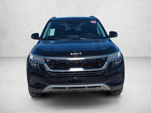 Used 2022 Kia Seltos S FWD image 2