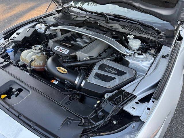 Used 2015 Ford Mustang GT Premium w/ GT Performance Package RWD image 17