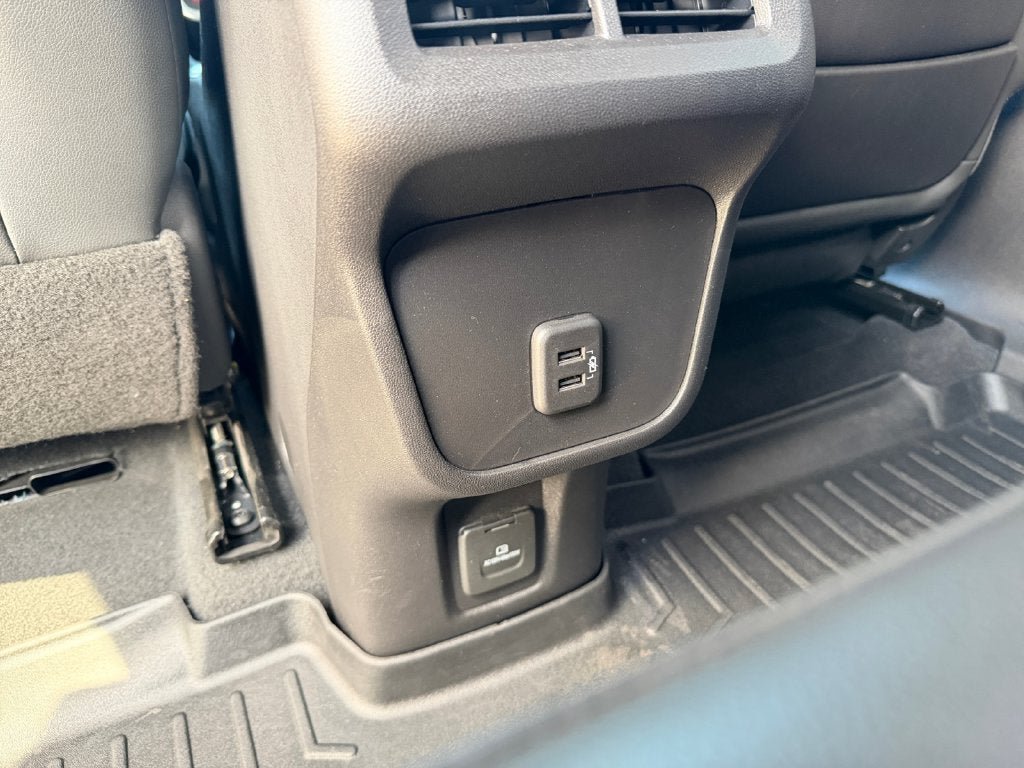 Used 2022 GMC Terrain SLT w/ Tech Package AWD/4WD image 33