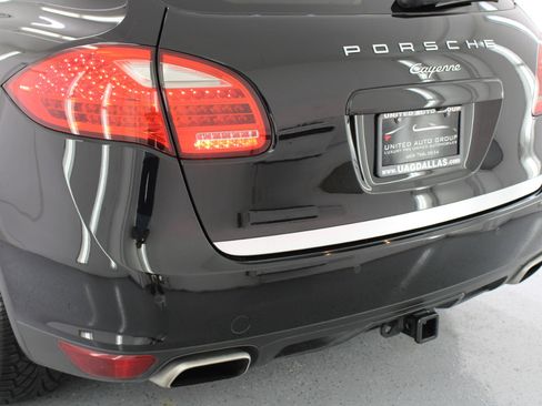 Used 2012 Porsche Cayenne image 24