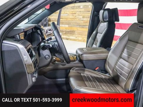 Used 2025 GMC Yukon Denali Ultimate AWD/4WD image 9