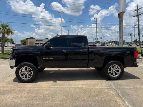 Used 2018 Chevrolet Silverado 1500 LT RWD image 2
