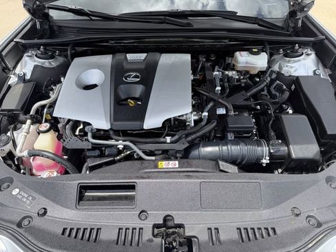 Used 2019 Lexus ES 300h w/ Accessory Package 2 FWD image 34