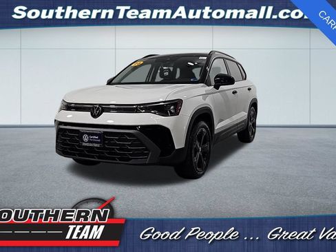 Certified 2026 Volkswagen Taos SE AWD/4WD image 1
