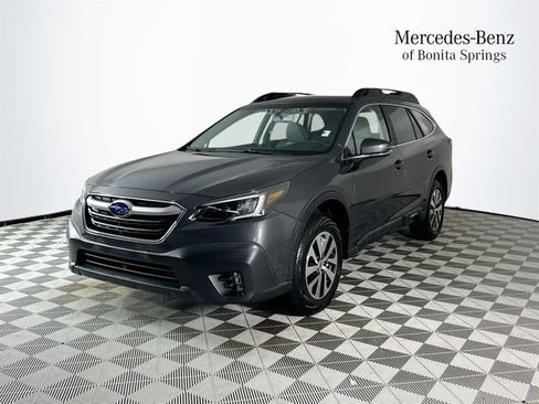 Used 2020 Subaru Outback Premium AWD/4WD image 3