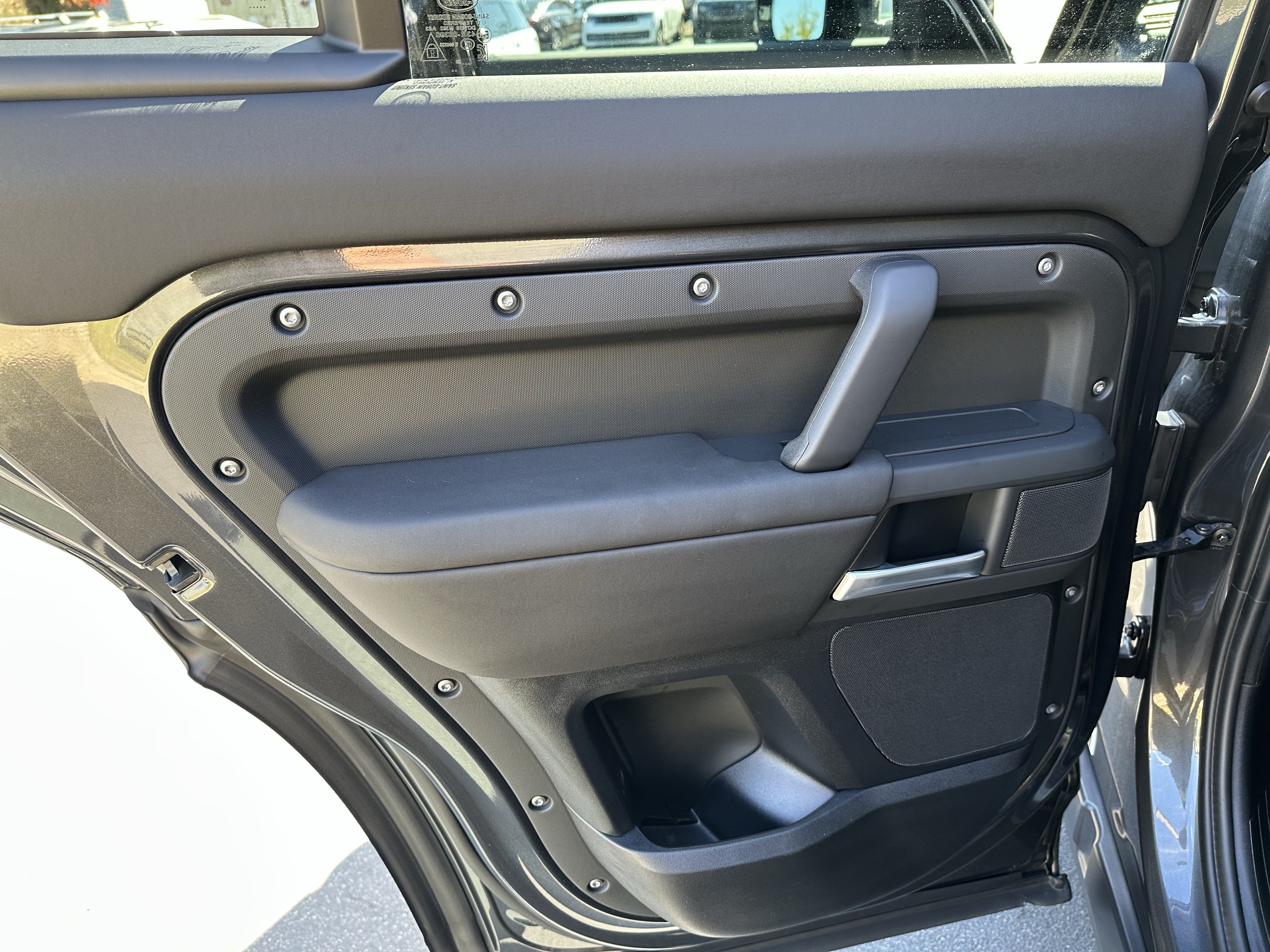 Certified 2025 Land Rover Defender 110 S AWD/4WD image 28
