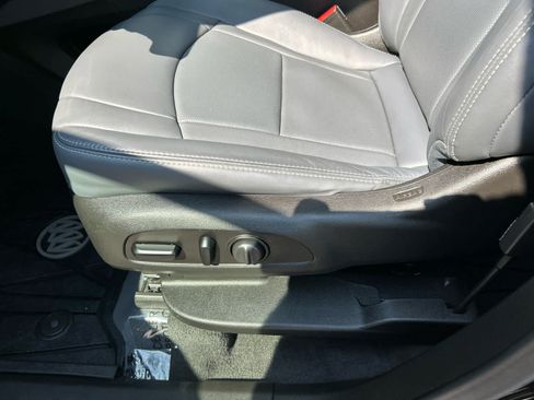 Used 2019 Buick Enclave Essence w/ Trailering Package, 5000 lbs. AWD/4WD image 11
