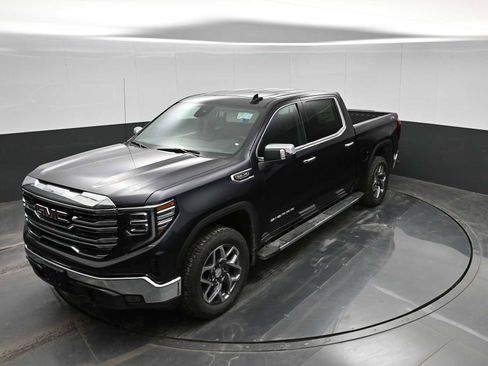 New 2026 GMC Sierra 1500 SLT w/ SLT Premium Package image 26