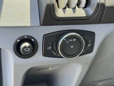 Used 2019 Ford Transit 250 148 High Roof Extended RWD image 21