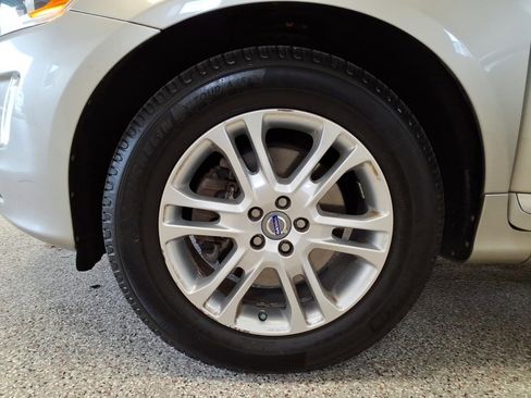 Used 2015 Volvo XC60 T5 image 7