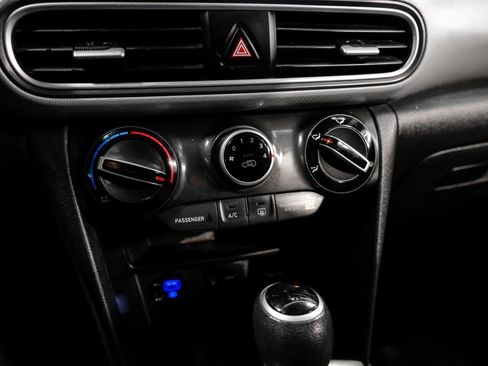 Used 2019 Hyundai Kona SE image 21