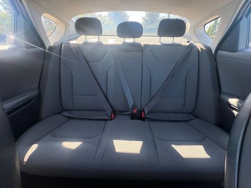 Used 2025 Kia K4 FWD image 38