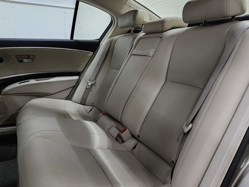 Used 2017 Acura RLX w/Technology Pkg image 18