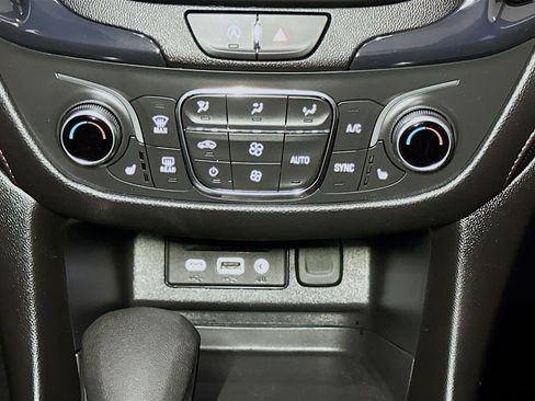 Used 2023 Chevrolet Equinox RS w/ RS Leather Package AWD/4WD image 13