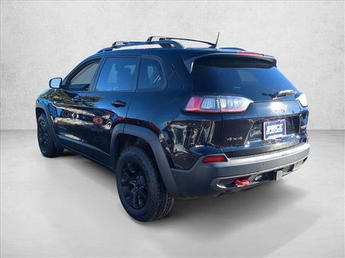 Used 2019 Jeep Cherokee Trailhawk image 8
