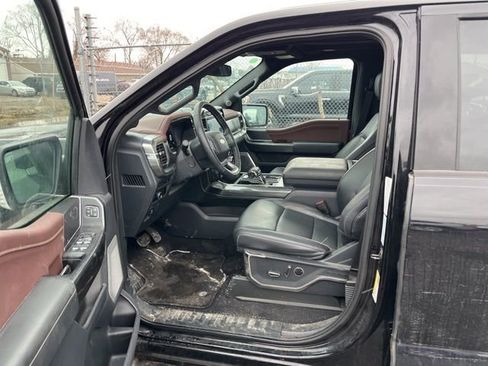 Used 2023 Ford F150 Lariat w/ Equipment Group 502A High image 4