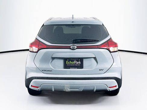 Used 2024 Nissan Kicks SV image 7