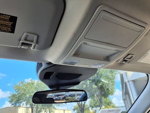 Used 2022 Ford Escape SE w/ SE Sport Appearance Package FWD image 34