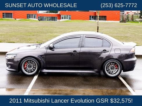 Used 2011 Mitsubishi Lancer Evolution GSR AWD/4WD image 40