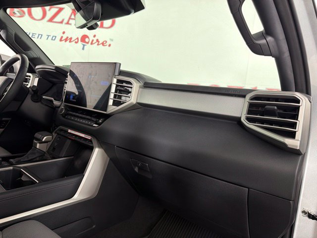 Used 2025 Toyota Tundra Limited w/ Power Package RWD image 32