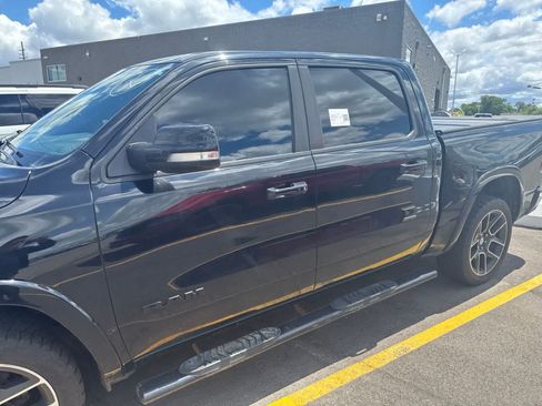 Used 2019 RAM 1500 Laramie AWD/4WD image 22
