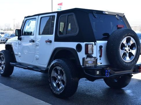 Used 2017 Jeep Wrangler Unlimited Sahara w/ Dual Top Group image 15